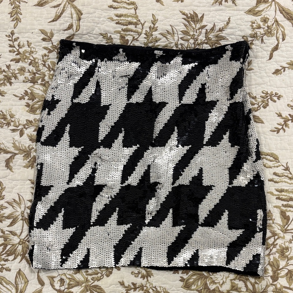 French Connection Black and Silver Sequin Mini Skirt